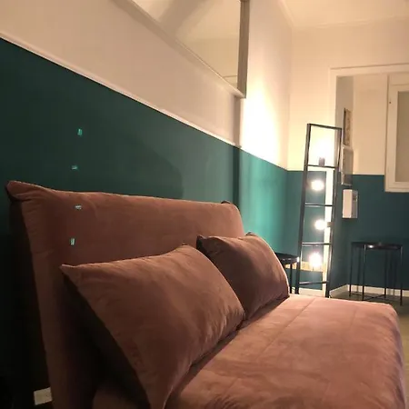 With One Bedroom In Roma, With Wonderful City View And Wifi Apartament *